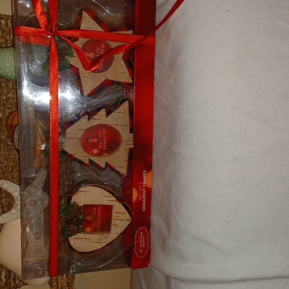 New Saint Nick set of three ornaments/ frames - Picture 1 of 8